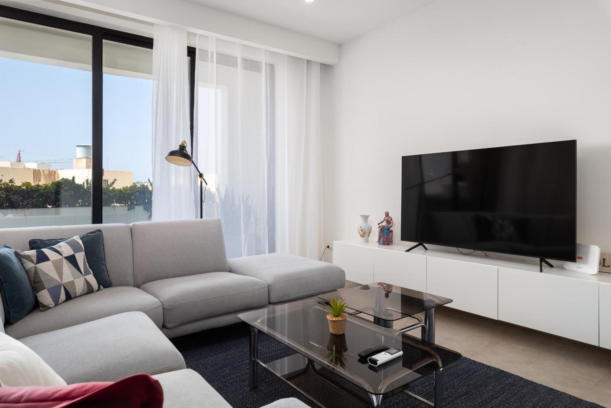 Modern 1Br Spacious Apartment With Terrace - Close To St Thomas Bay Marsaskala Luaran gambar
